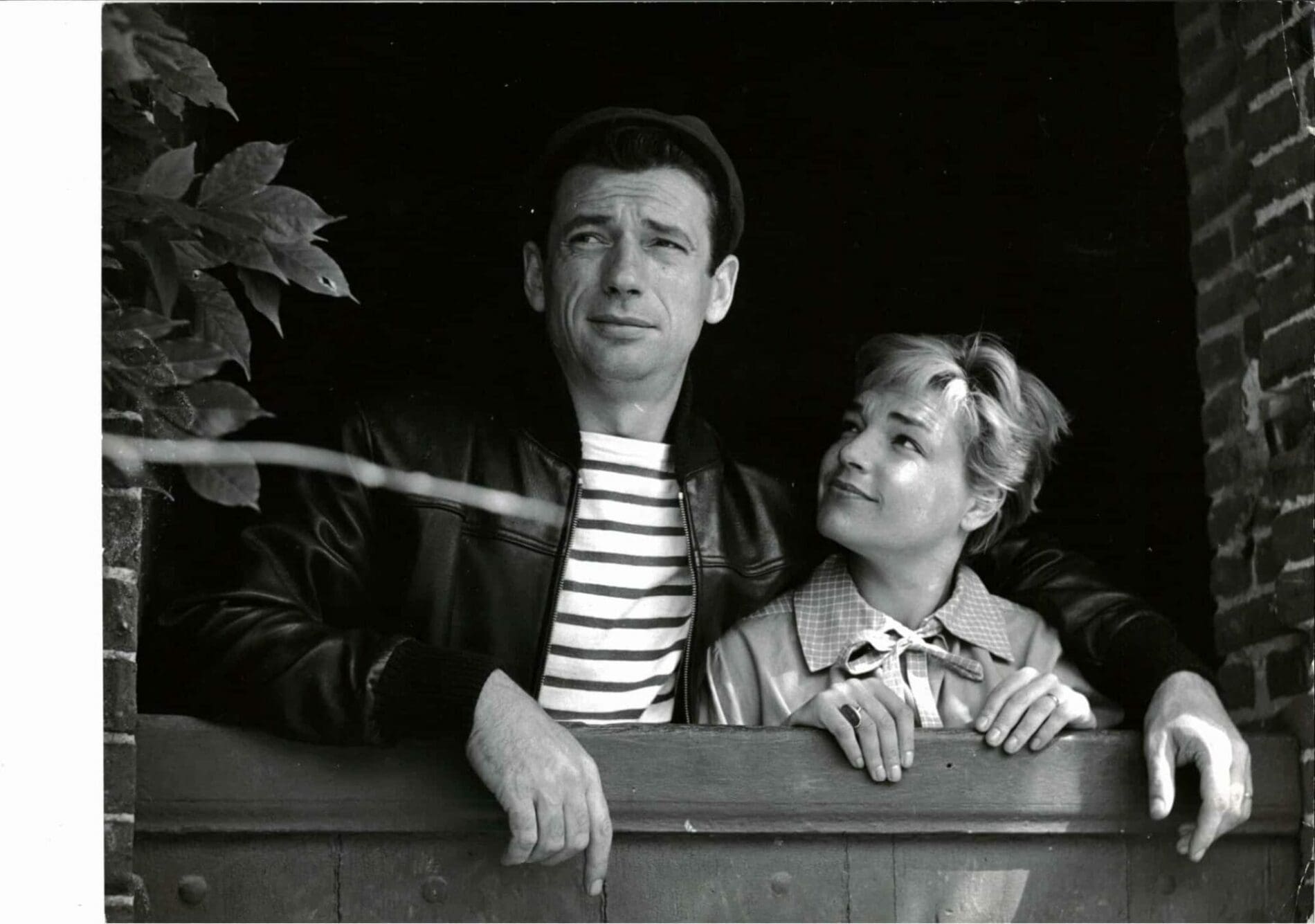 Y. Montand et S. Signoret : enchères des souvenirs d’Autheuil « Sous le ciel de Paris… » Y. Montand et S. Signoret : enchères des souvenirs d’Autheuil « Sous le ciel de Paris… »