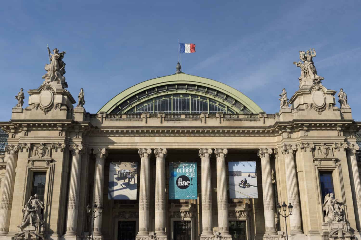 FIAC : l’édition 2017 se hisse sur la Seine internationale