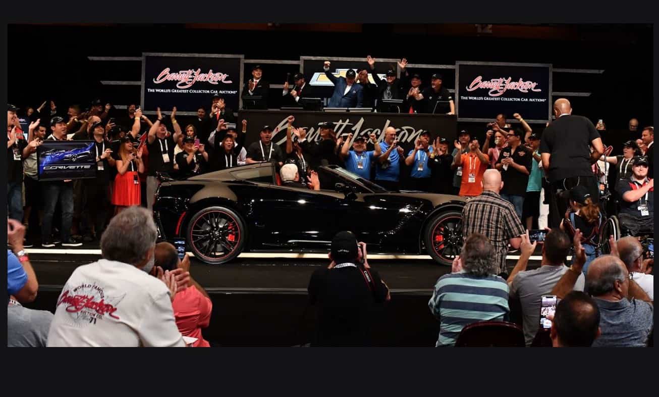 La vente aux enchères Barrett-Jackson Northeast entre dans l’histoire avec 2,7 millions de dollars de la vente de la dernière Corvette C7