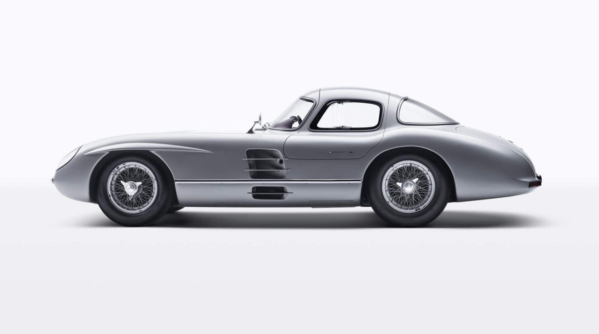 Une Mercedes de 1955 a été vendue chez Sotheby’s. Il s’agit d’un record mondial pour une voiture vendue aux enchères. Découvrez son prix !