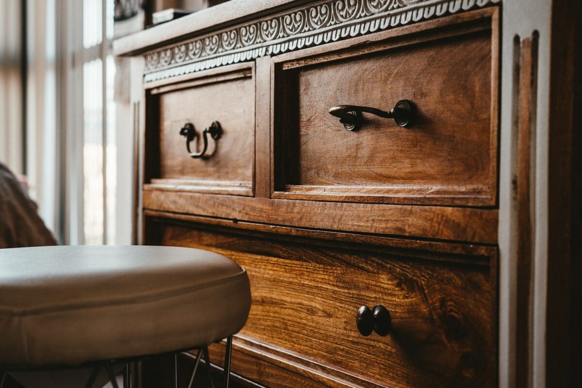 Styles de meubles : Comment les différencier | Auction Lab