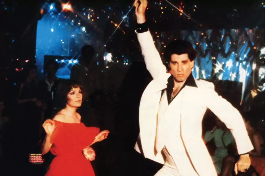 John Travolta enflamme les enchères : le costume de Saturday Night Fever vendu pour 297 232 € John Travolta enflamme les enchères : le costume de Saturday Night Fever vendu pour 297 232 €
