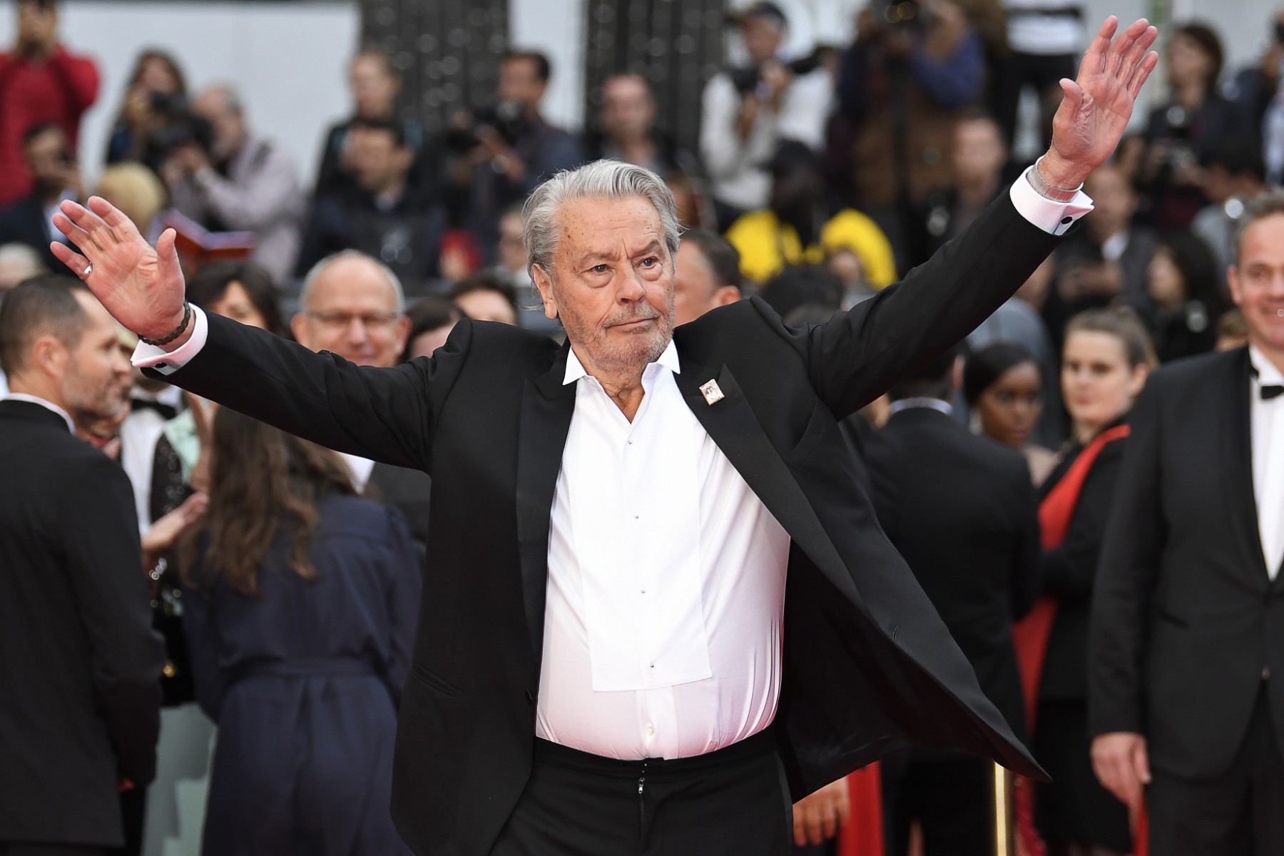 81 œuvres d’art d’Alain Delon bientôt aux enchères 81 œuvres d’art d’Alain Delon bientôt aux enchères