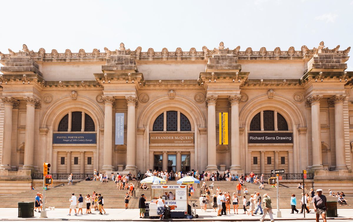 Le Metropolitan Museum de New York va “examiner” l’origine d’oeuvres d’art possiblement volées Le Metropolitan Museum de New York va “examiner” l’origine d’oeuvres d’art possiblement volées